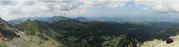 Panorama z Kocielca w kierunku Zakopanego.