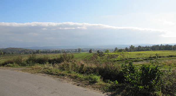 Panorama w kierunku wioski Bieliny.