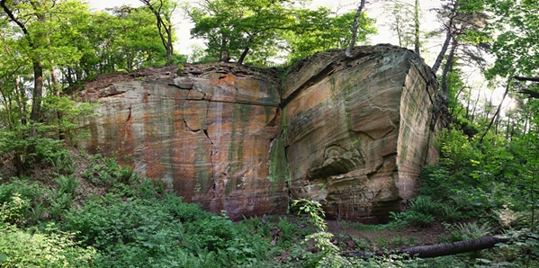 Wychodnia skalna w Rezerwacie „Kamienne Kręgi”